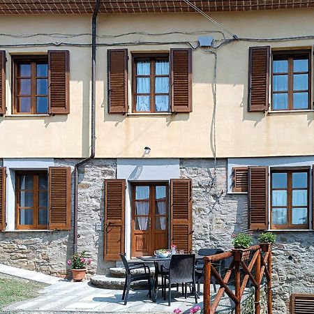 Lovely Home In Castiglion Fiorentino With Kitchen Exterior photo